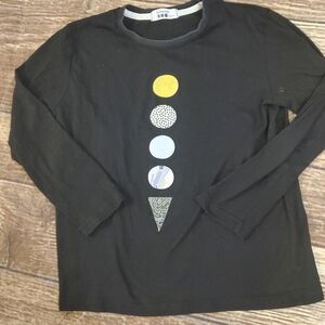 Lolocee black tshirt with shape grapics sz 130 (approx 8)